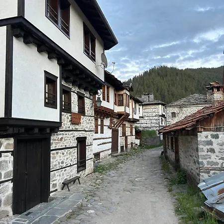 Chalet валериевата къща 2 Shiroka Luka (Smolyan)