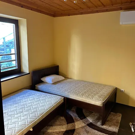 валериевата къща 2 Chalet